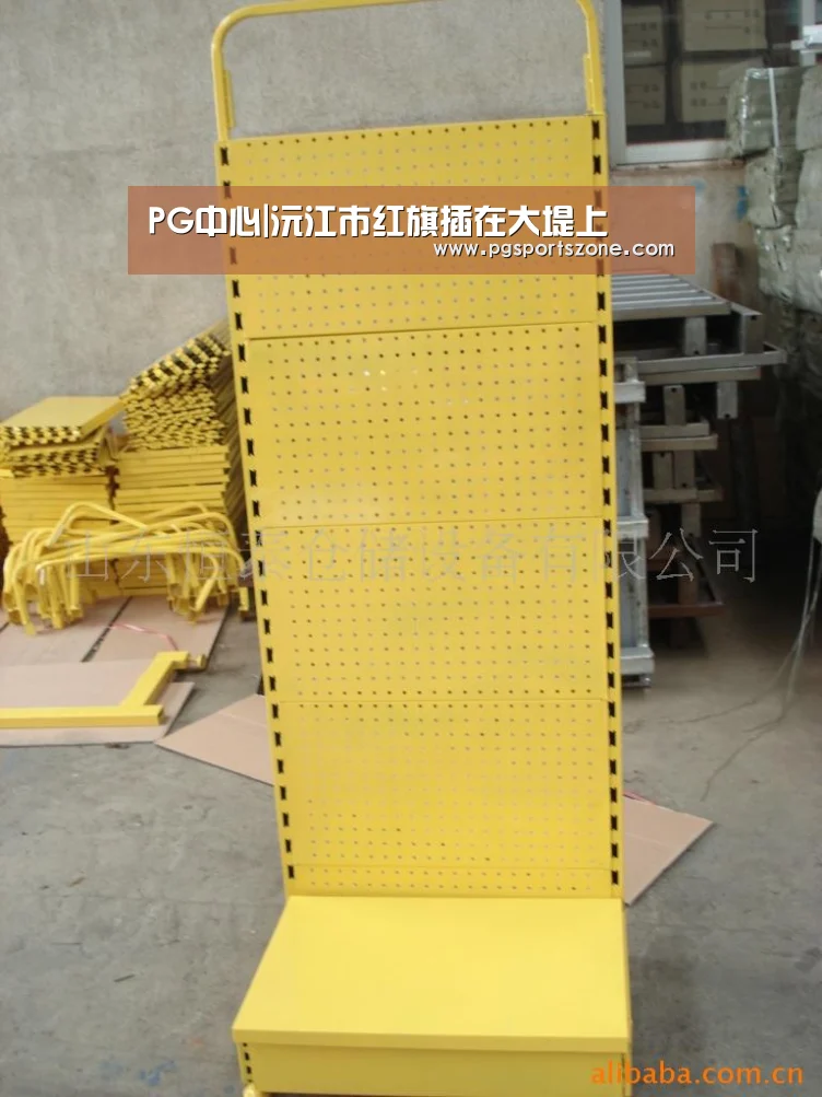 PG中心|沅江市红旗插在大堤上(图1) PG试玩